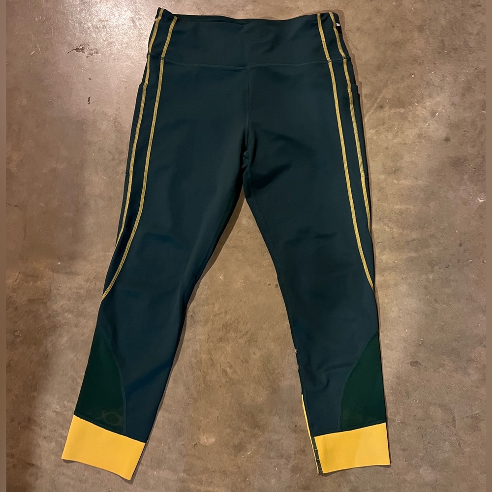 Stylish ZYIA Green and Yellow Leggings, size 12